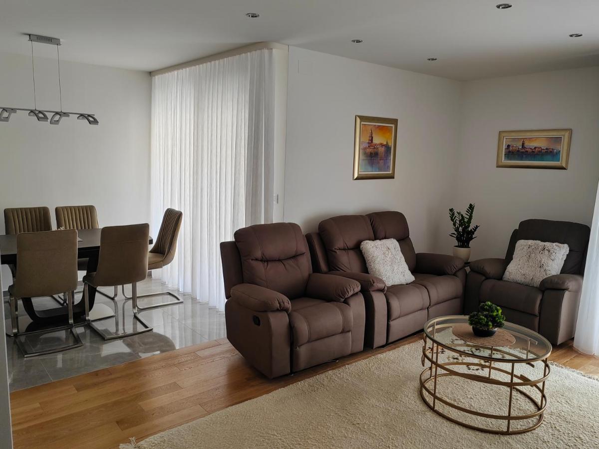 Apartment Petar Spalato Esterno foto